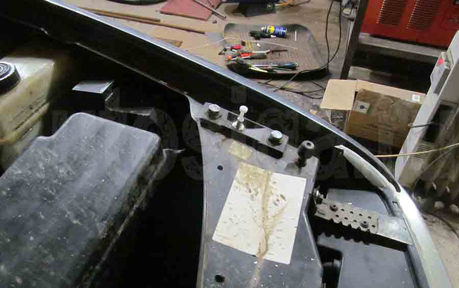 Концевик капота на Iran Khodro Samand