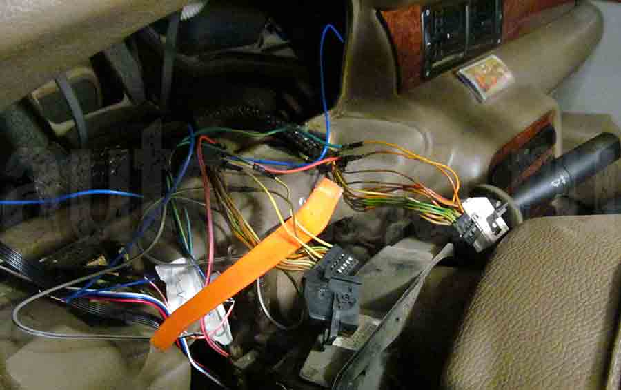 Разъемы приборной панели на Iran Khodro Samand