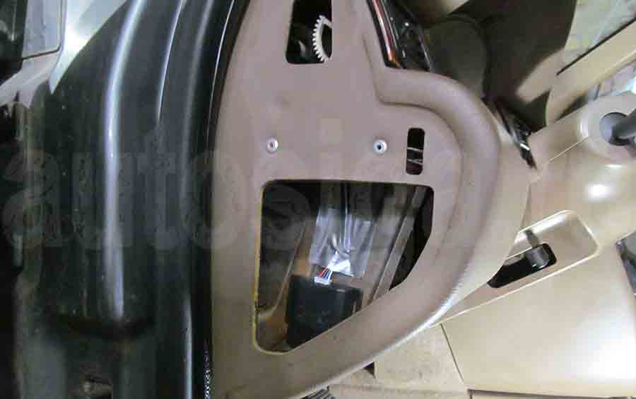 Крепление датчика удара на Iran Khodro Samand