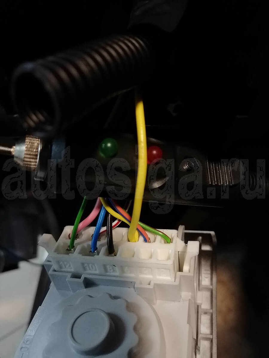 Точки подключения автосигнализации на Lada Granta