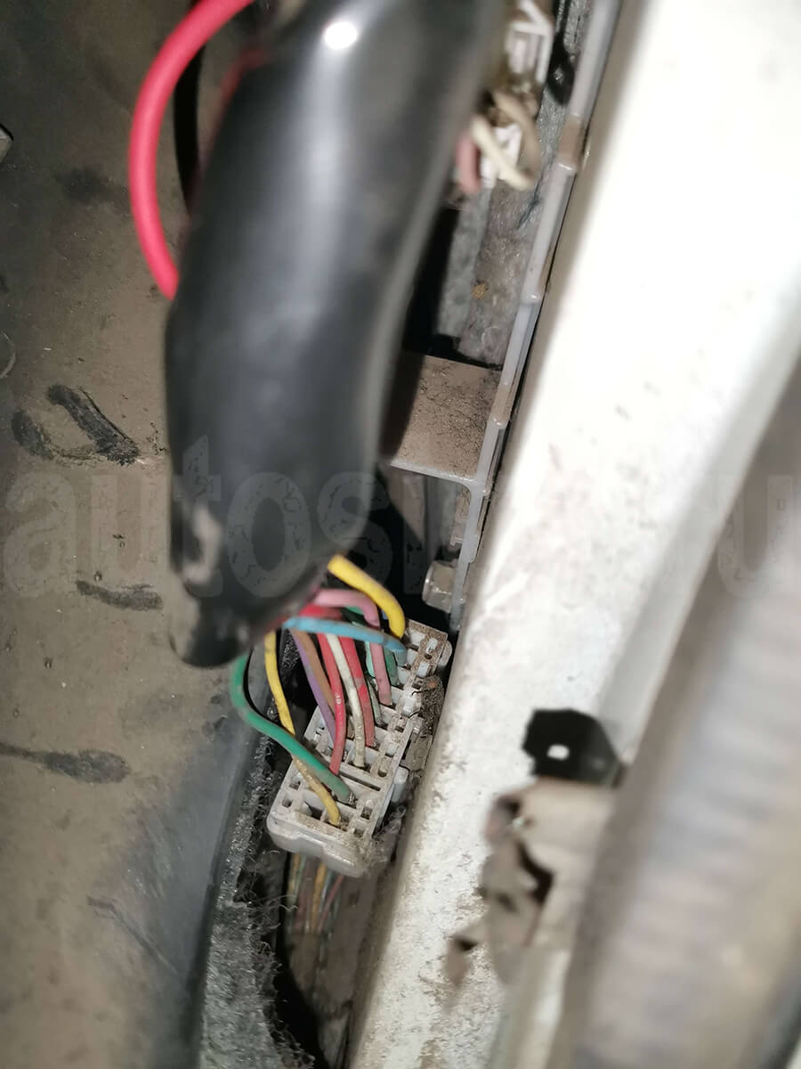 Провод бензонасоса на Nissan Tiida 2009