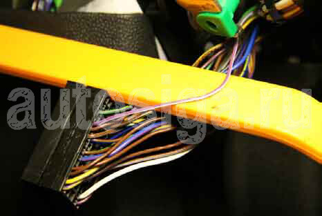 Карта установка автосигнализации на Opel Corsa 2010 Карта установка автосигнализации на Opel Corsa 2010