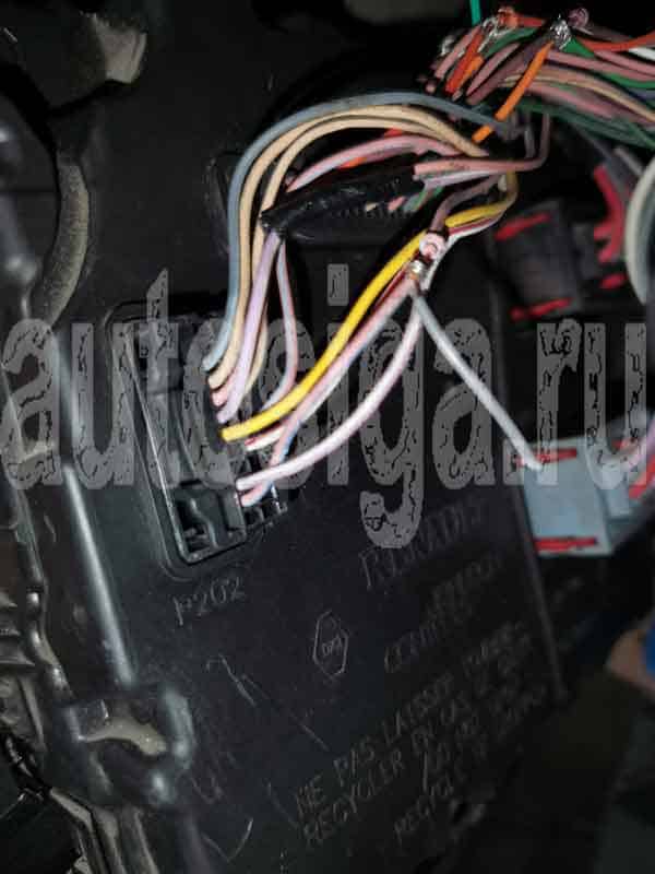 Установка автосигнализации на Renault Kangoo – поднятие водительского стекла Подключение сигнализации к проводу поднятия водительского стекла на Renault Kangoo