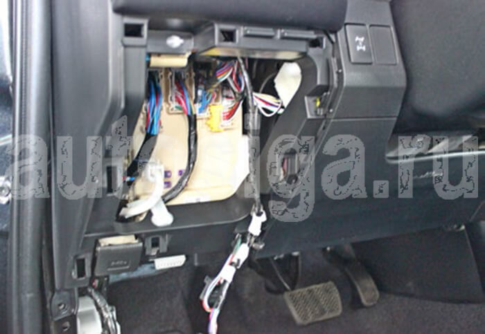 Вид без декоративной накладки Без накладки