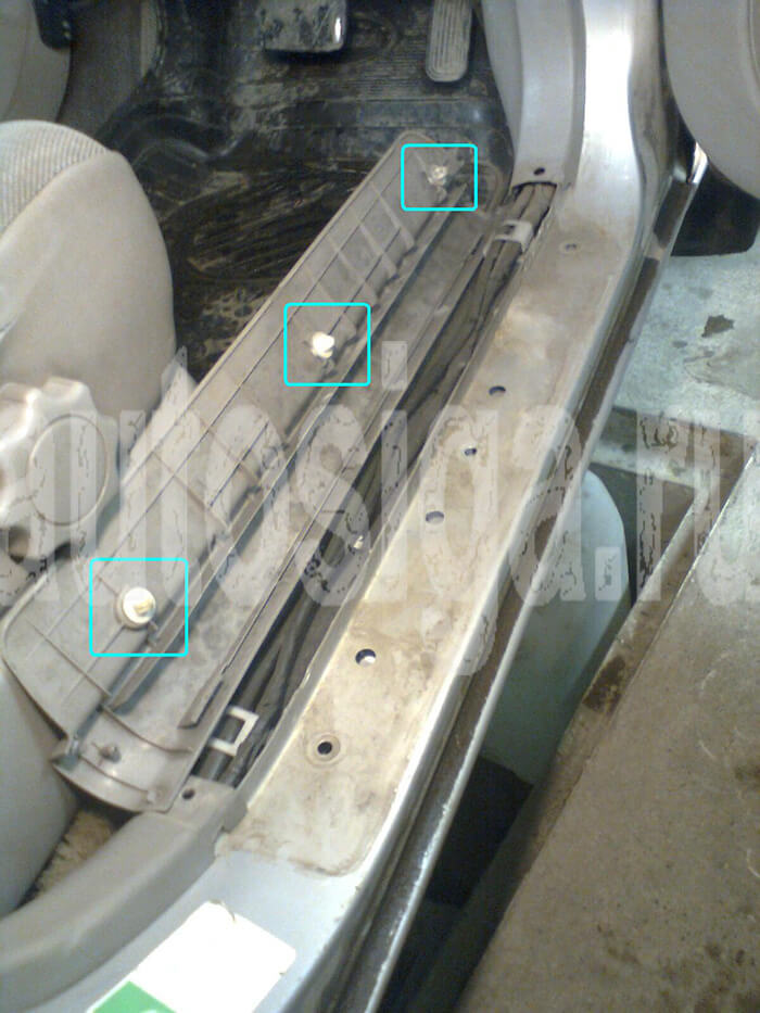 Установка сигнализации на Toyota Spacio 1997-1999 Установка сигнализации на Toyota Spacio 1997-1999